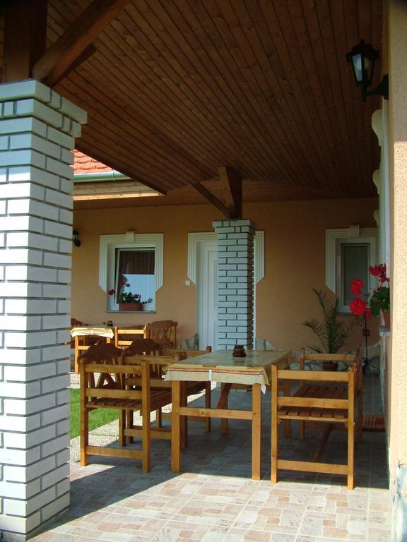 Horvathapartman Bük Oda fotoğraf